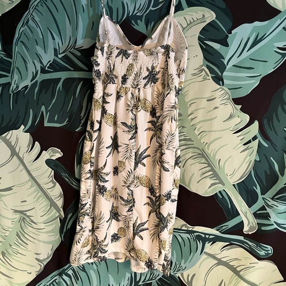 Pineapple dress - Picture 4 of 6